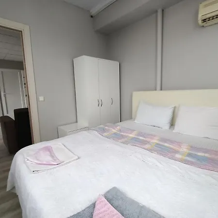 Aparthotel Vienna *
