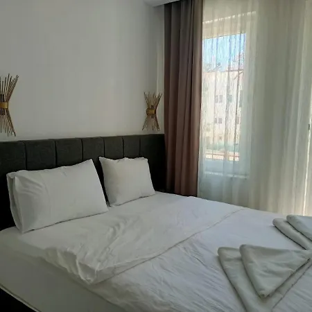 Aparthotel Vienna 3*