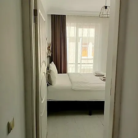 Vienna 3*